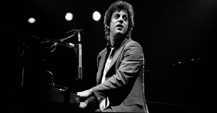 Piano-Man_biopic-de-Billy-Joel.jpg.d9b3a0600aab04ecd1f1bd2df4917a98.jpg